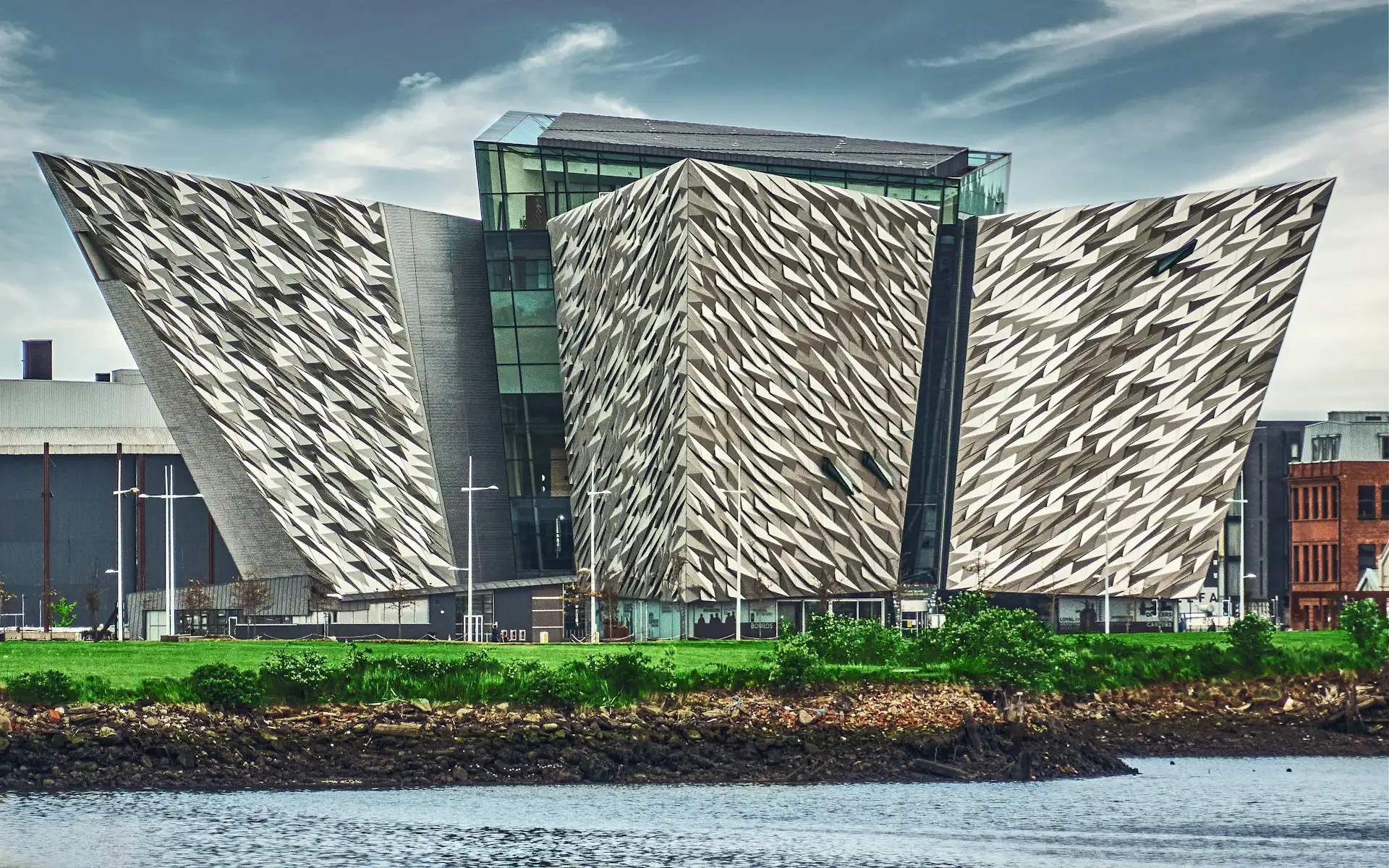 Tanie loty do Belfastu (BFS)