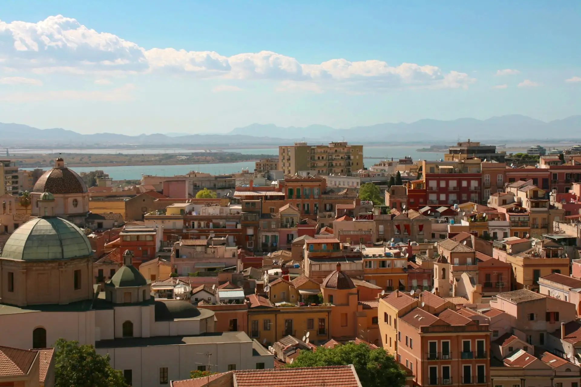 Tanie loty do Cagliari (Włochy) - sprawdź ceny biletów