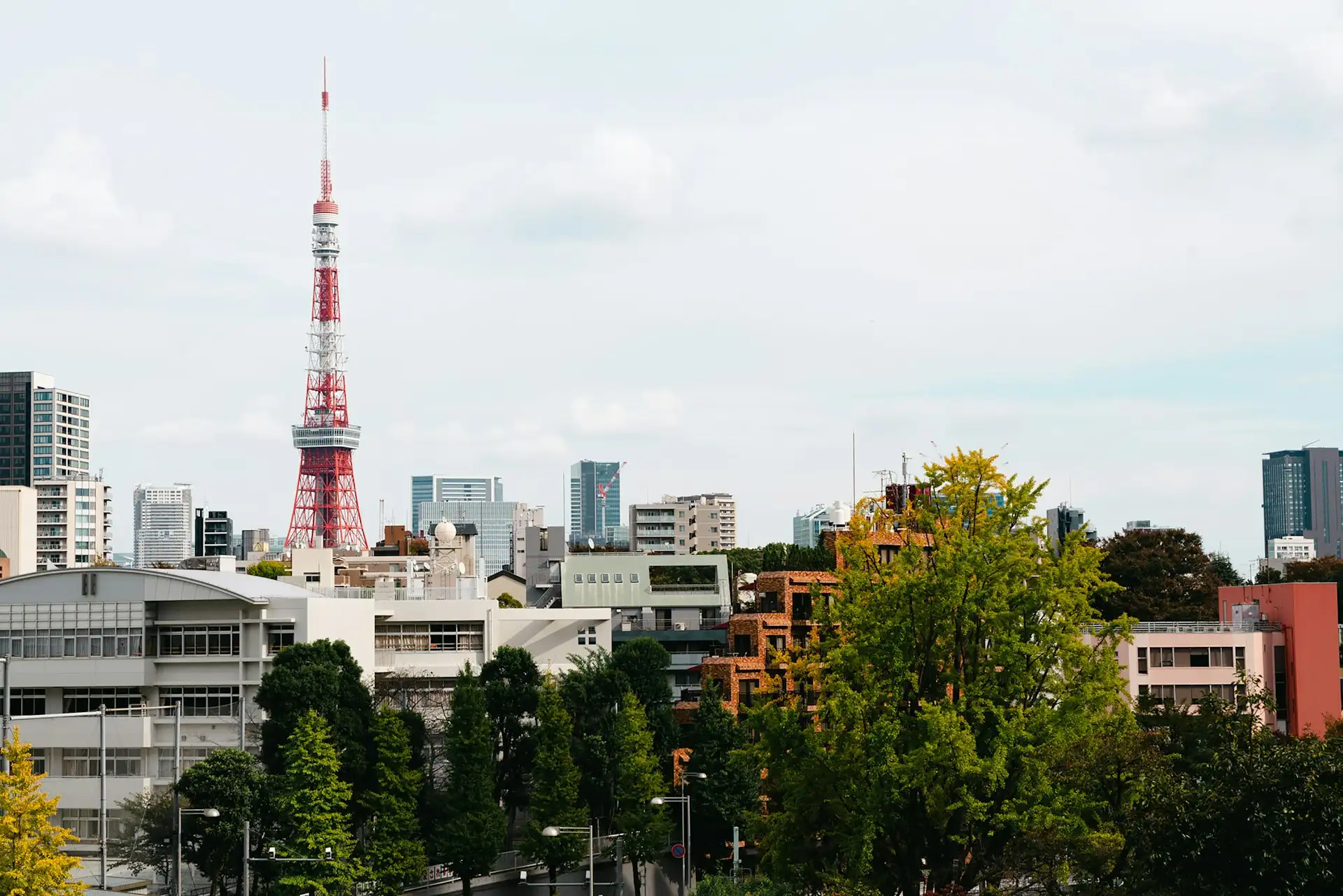 Tanie loty do Sapporo (CTS) – Przewodnik, Ceny i Bilety