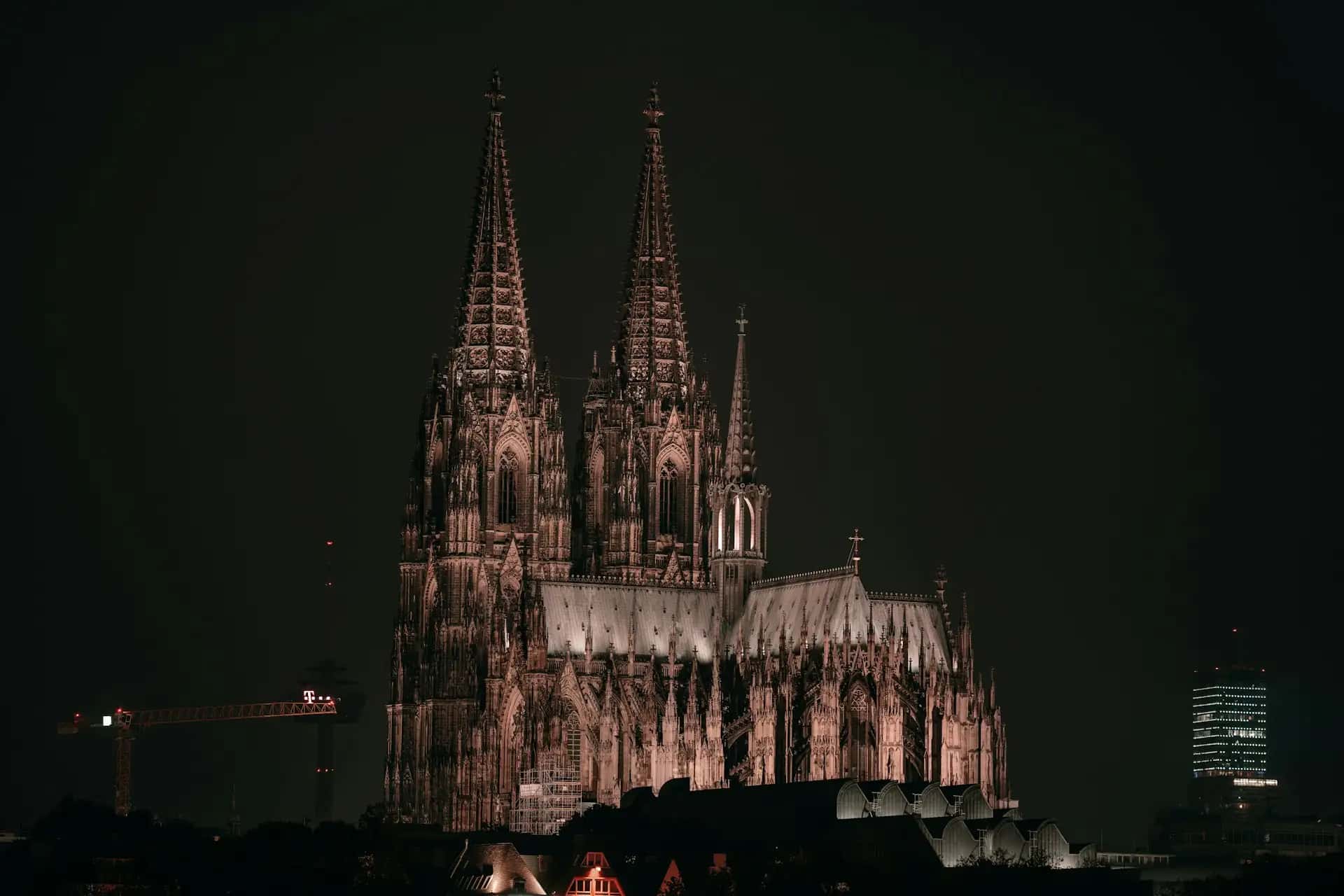 Katedra w Kolonii (Kölner Dom) - popularna atrakcja turystyczna w Niemcy