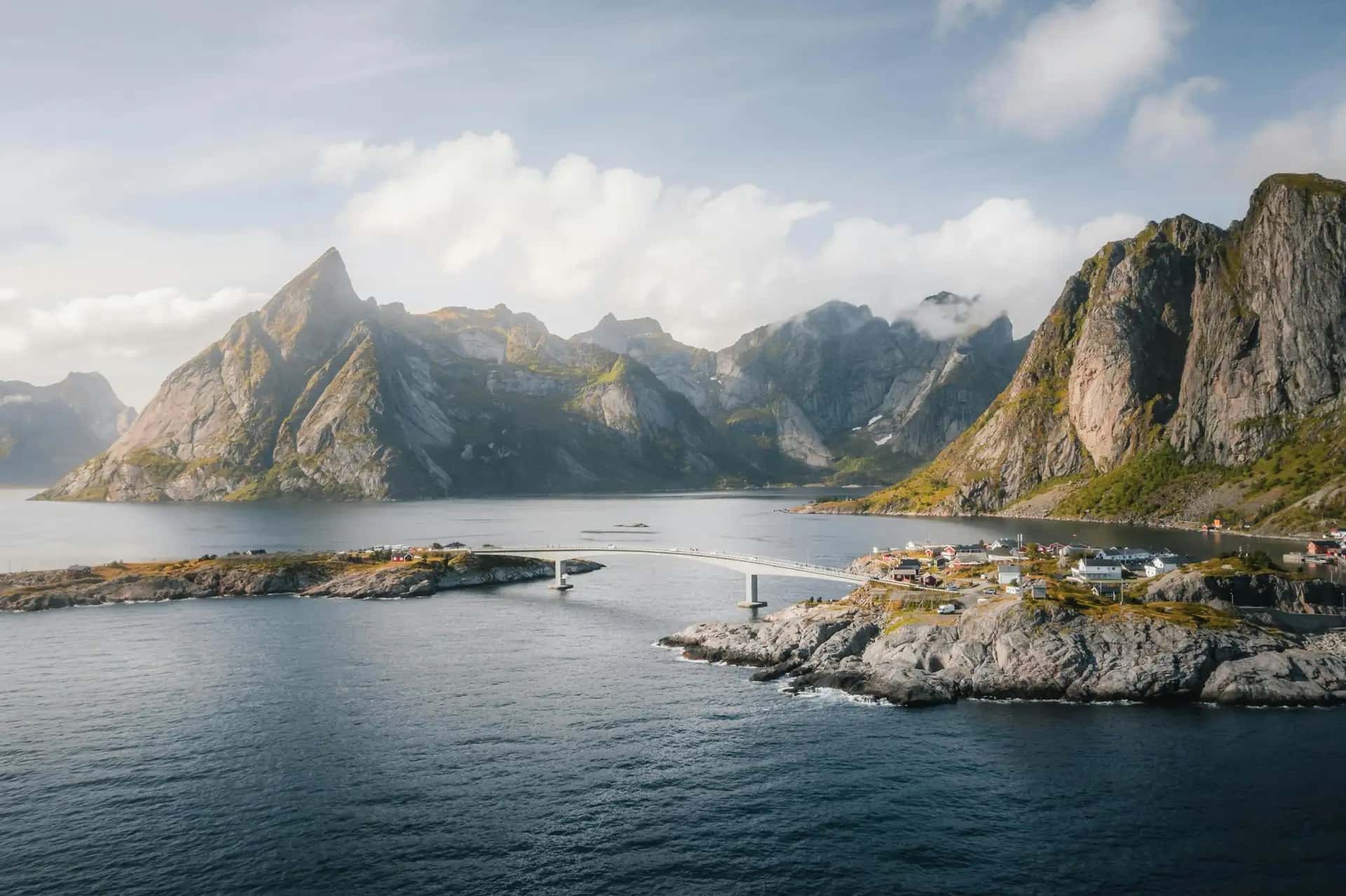 Lofoty - popularna atrakcja turystyczna w Norwegia