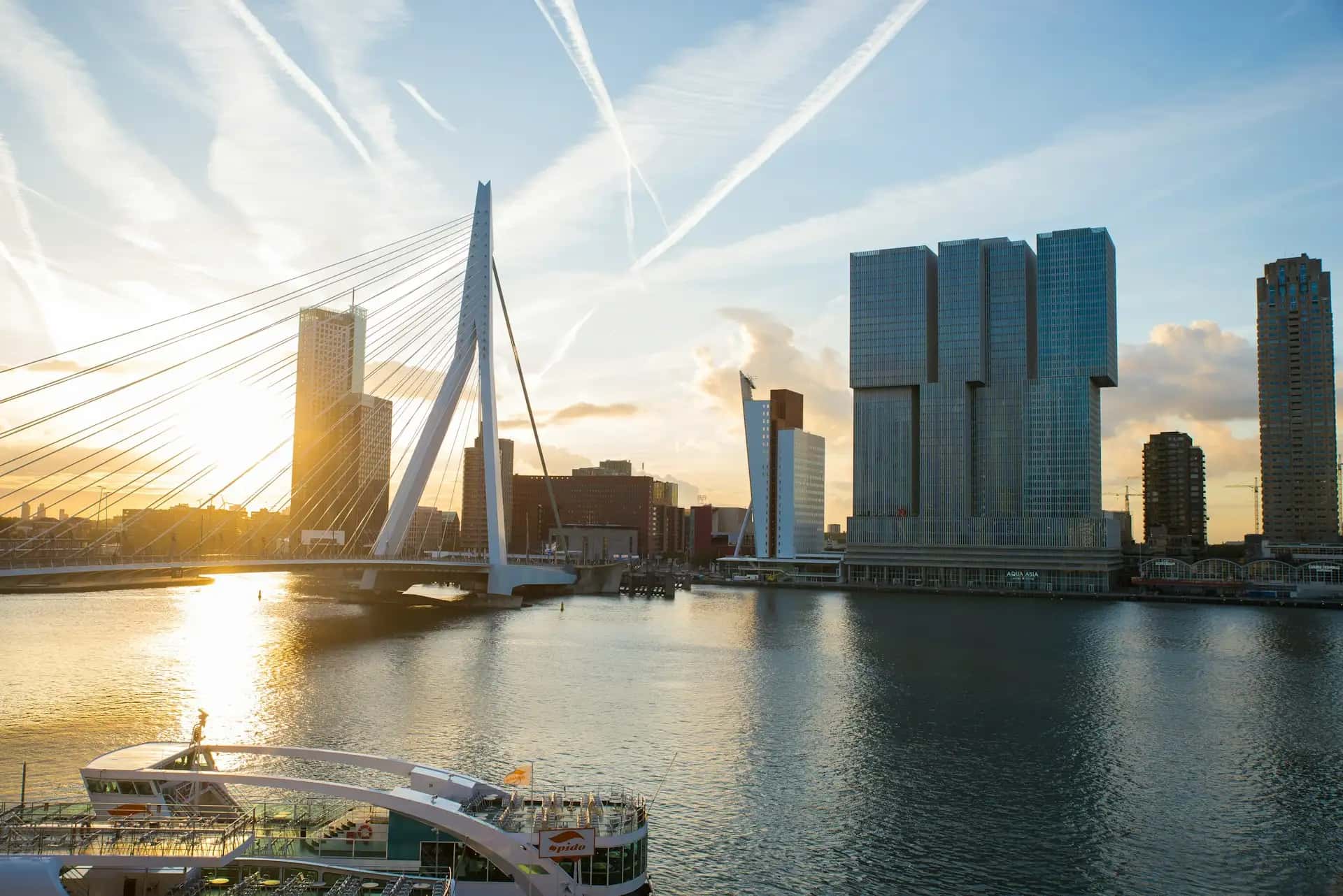 Rotterdam (Cube Houses) - popularna atrakcja turystyczna w Holandia
