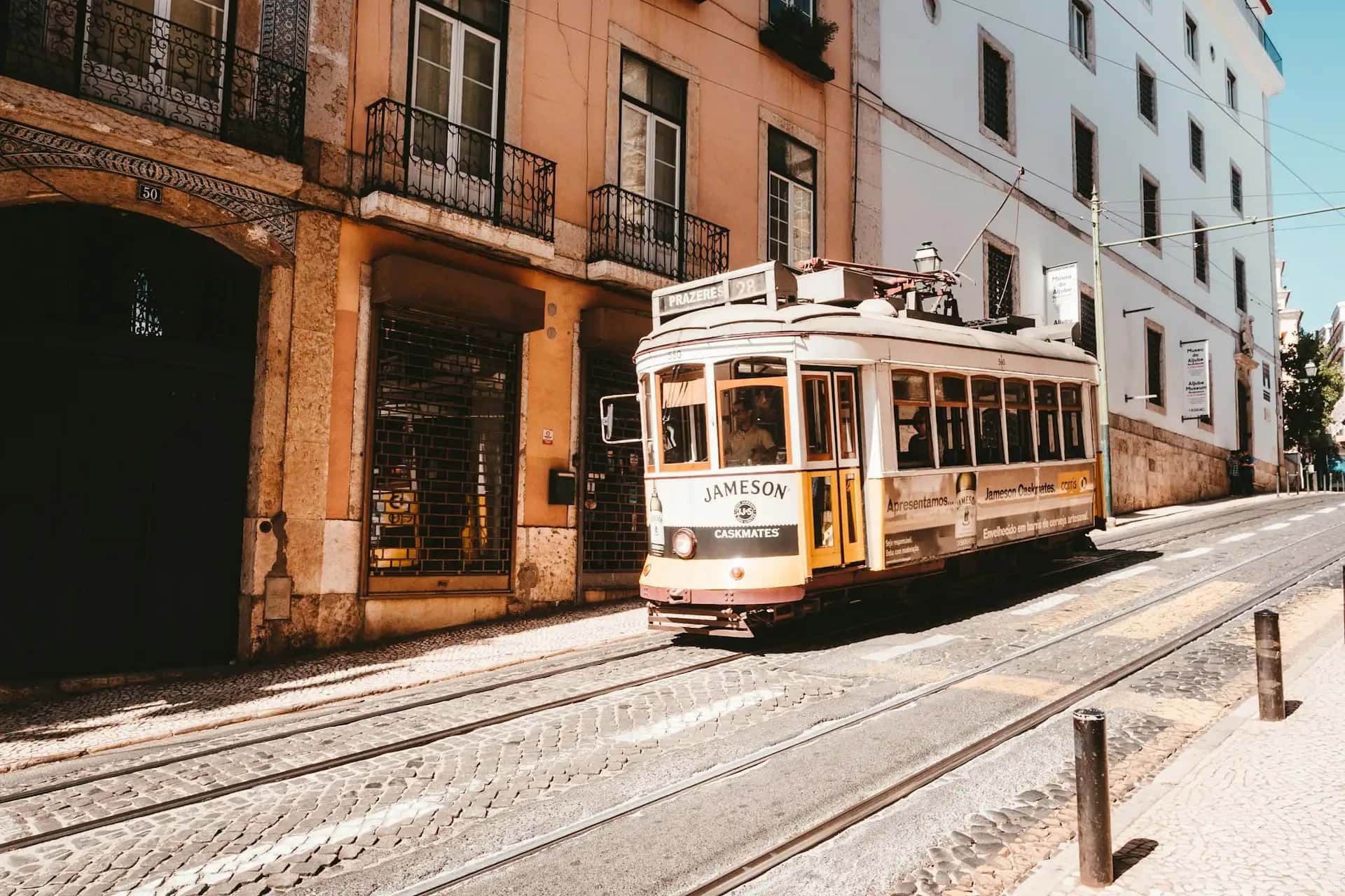 Tramwaj 28 (Lizbona) - popularna atrakcja turystyczna w Portugalia