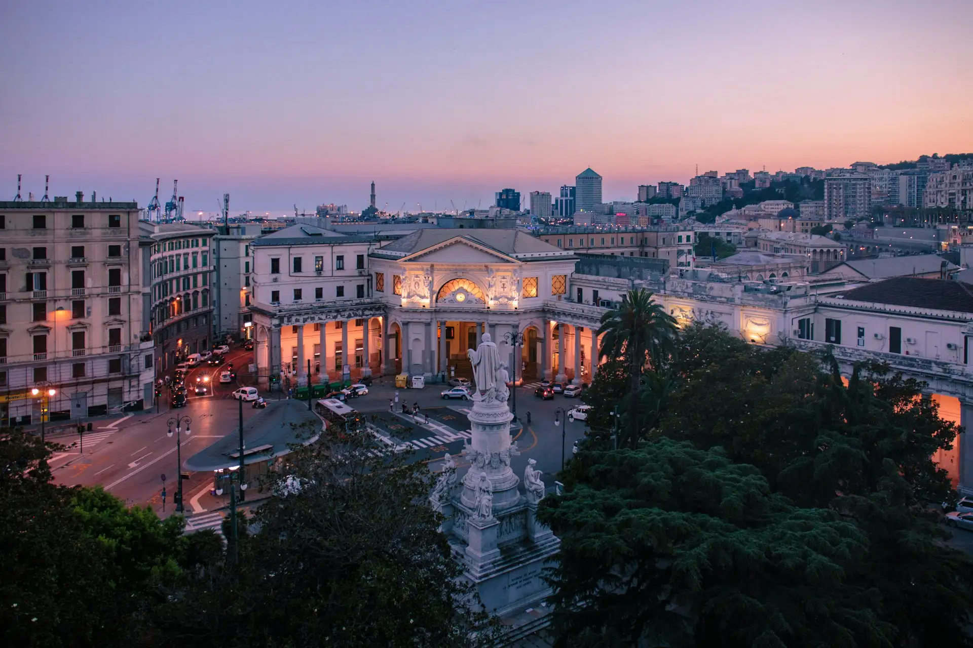 Via Garibaldi (Strada Nuova)