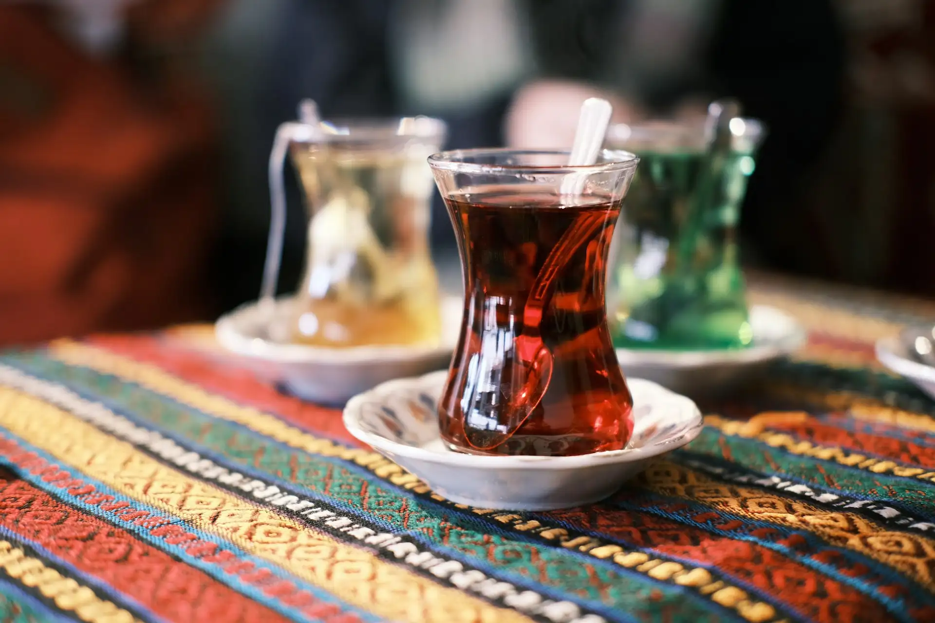 Potrawa Turecka Herbata (Çay) - tradycyjna kuchnia Turcja