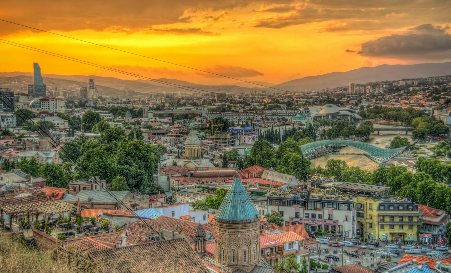 Loty do: Gruzja