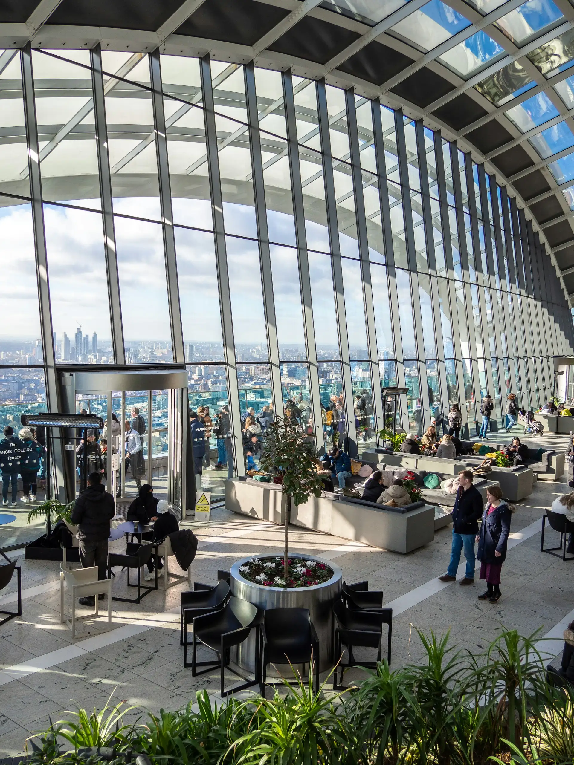 Sky Garden lub The Shard